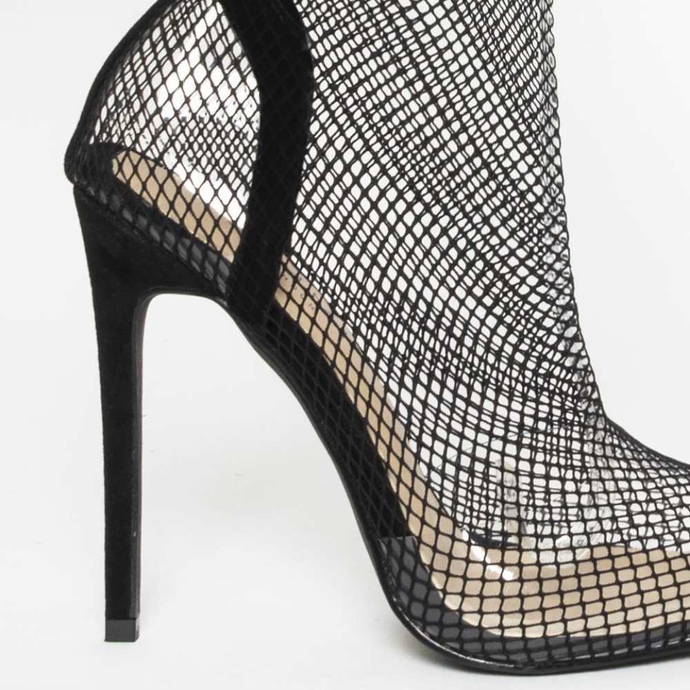 shoes - Picture 2 of 3